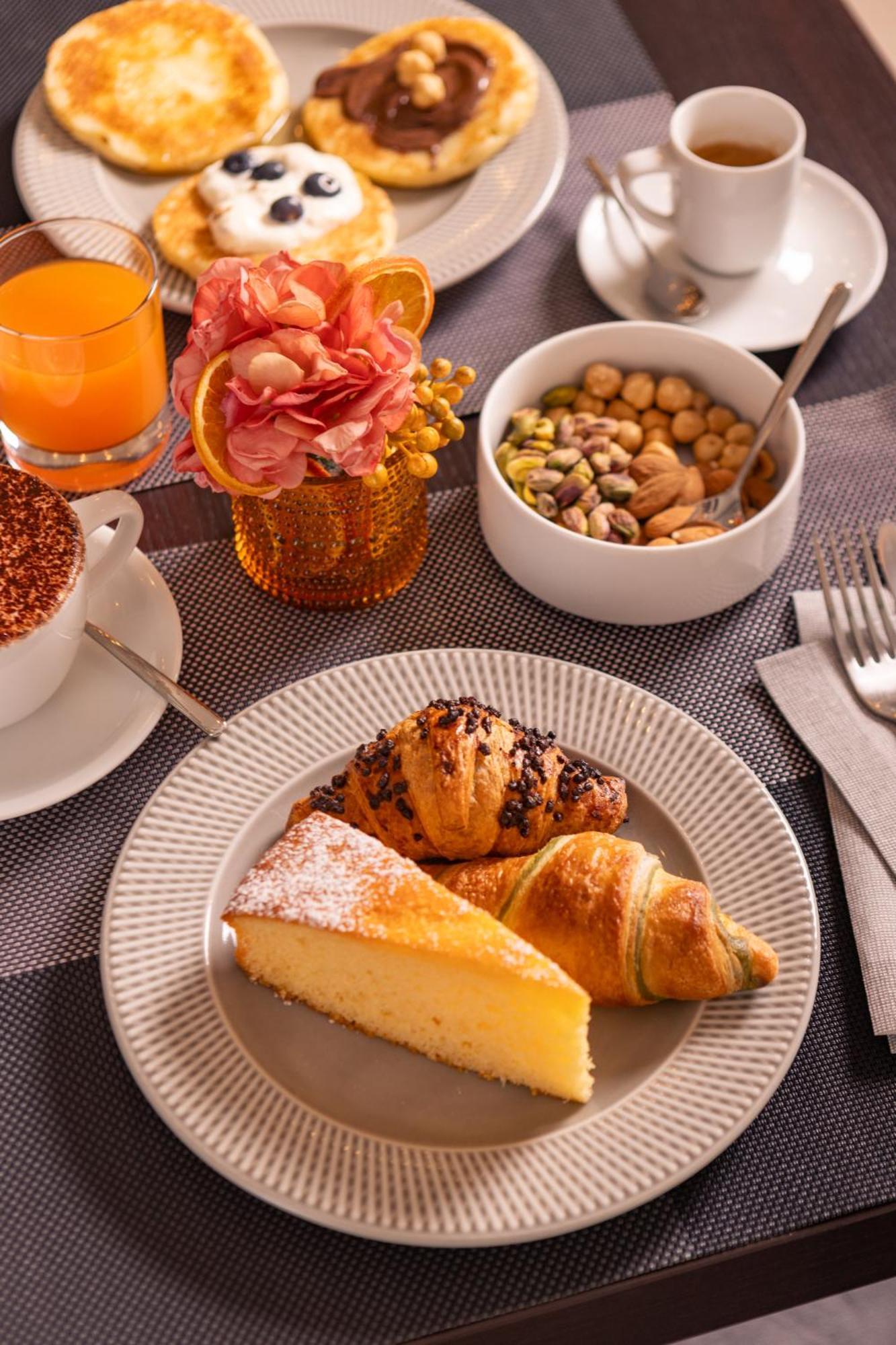 Hotel Royal Falcone Monza Ngoại thất bức ảnh