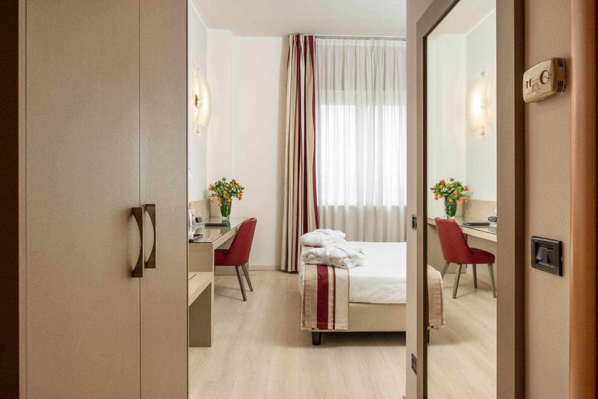 Hotel Royal Falcone Monza Ngoại thất bức ảnh