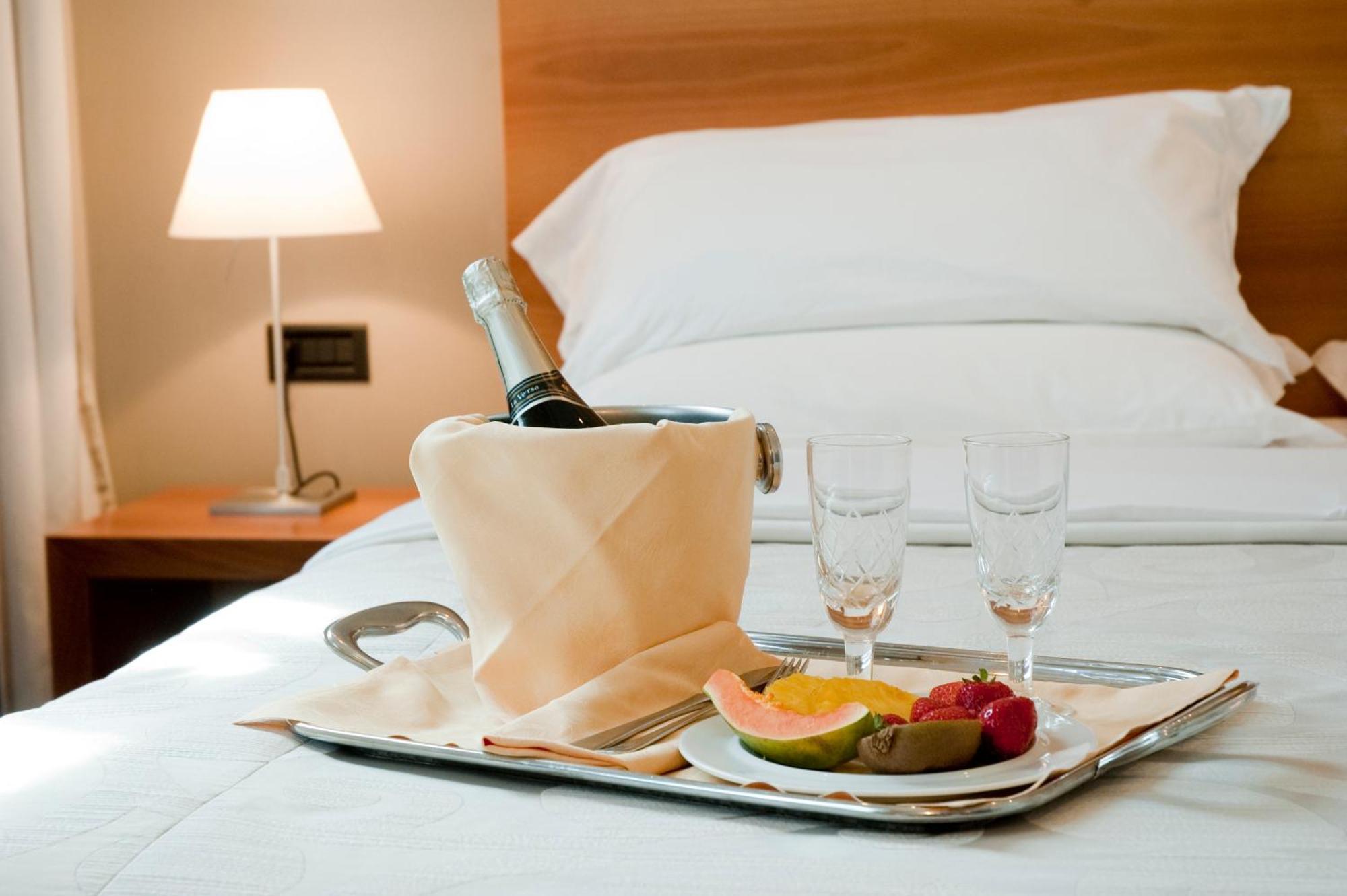 Hotel Royal Falcone Monza Ngoại thất bức ảnh