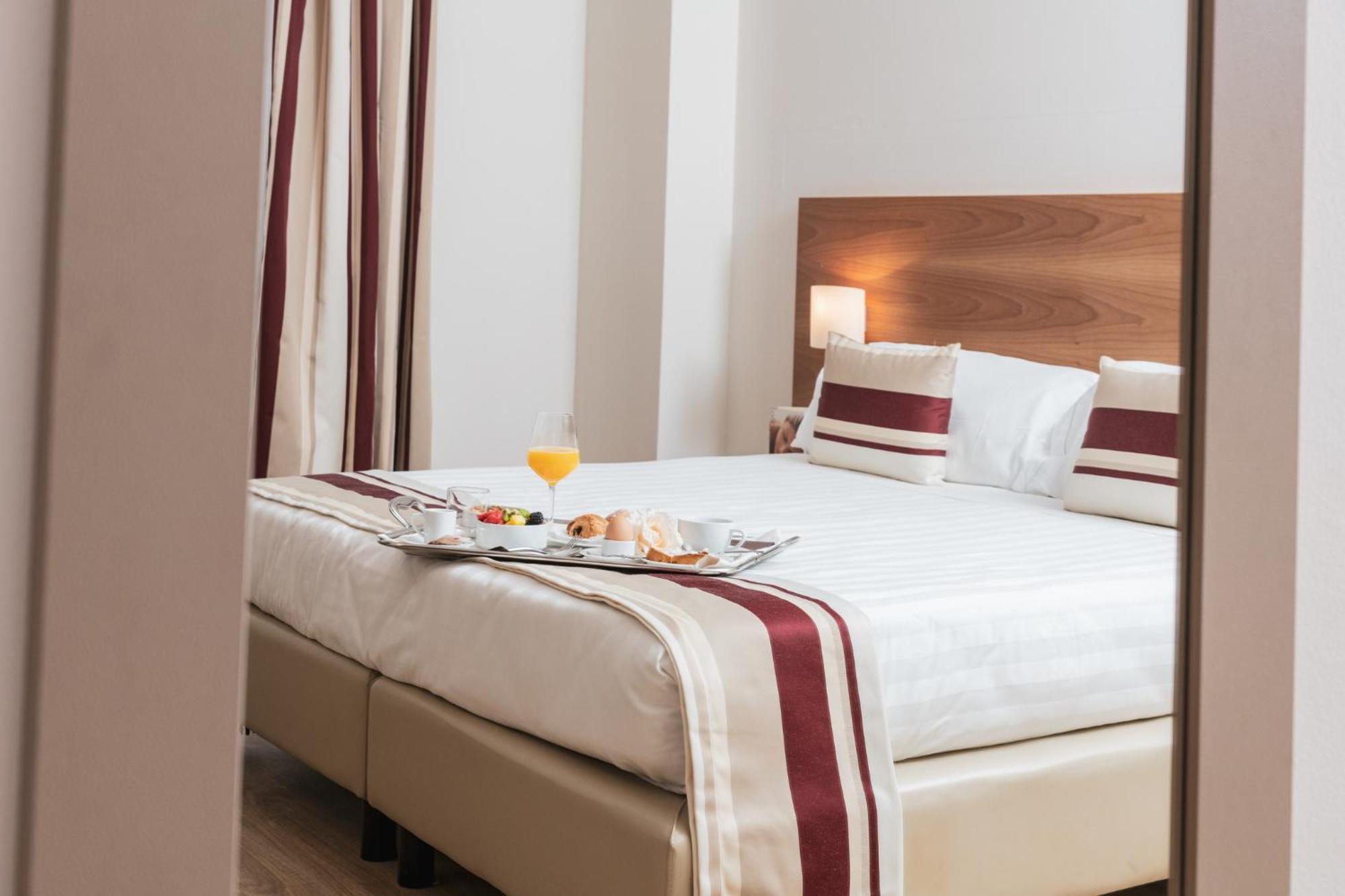 Hotel Royal Falcone Monza Ngoại thất bức ảnh